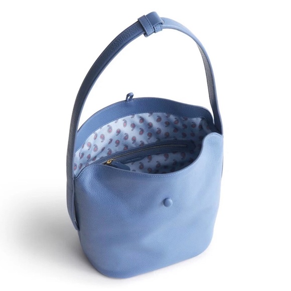 NWT Vera Bradley Women's Leather Astoria Shoulder Bag Quiet Harbor - Picture 2 of 9